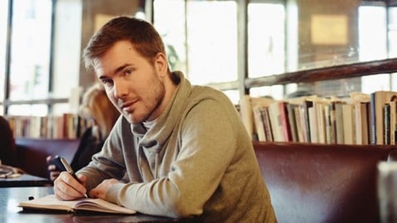 Escribe y publica tu novela con Javier Ruescas Escribe y publica tu novela con Javier Ruescas